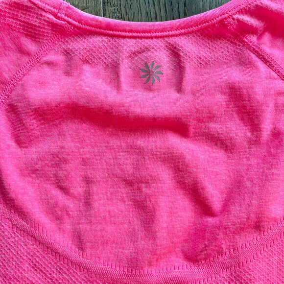 Athleta Fastest Track Ruched Tee Space Dye Pink Size S Activewear Top - Picture 8 of 8